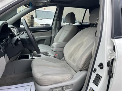 2007 Hyundai Santa Fe SE 7 SEATER - Photo 9 - Beaverton, OR 97005