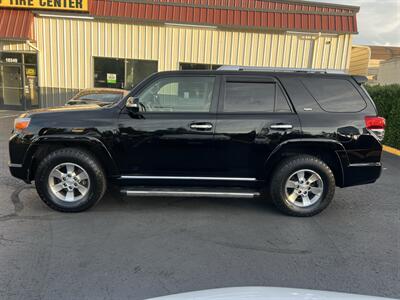 2013 Toyota 4Runner SR5 PREMIUM 4X4 3RD ROW - Photo 2 - Beaverton, OR 97005