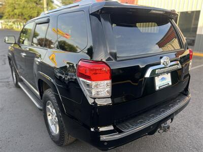 2013 Toyota 4Runner SR5 PREMIUM 4X4 3RD ROW - Photo 3 - Beaverton, OR 97005