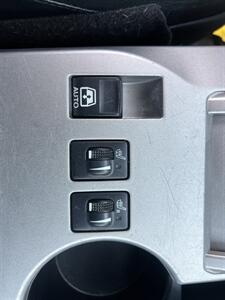 2013 Toyota 4Runner SR5 PREMIUM 4X4 3RD ROW - Photo 13 - Beaverton, OR 97005