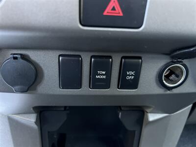 2004 Nissan Titan SE 4dr King Cab 4X4 - Photo 13 - Beaverton, OR 97005
