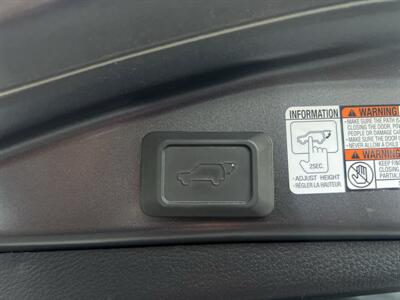 2018 Toyota RAV4 Adventure AWD - Photo 12 - Beaverton, OR 97005