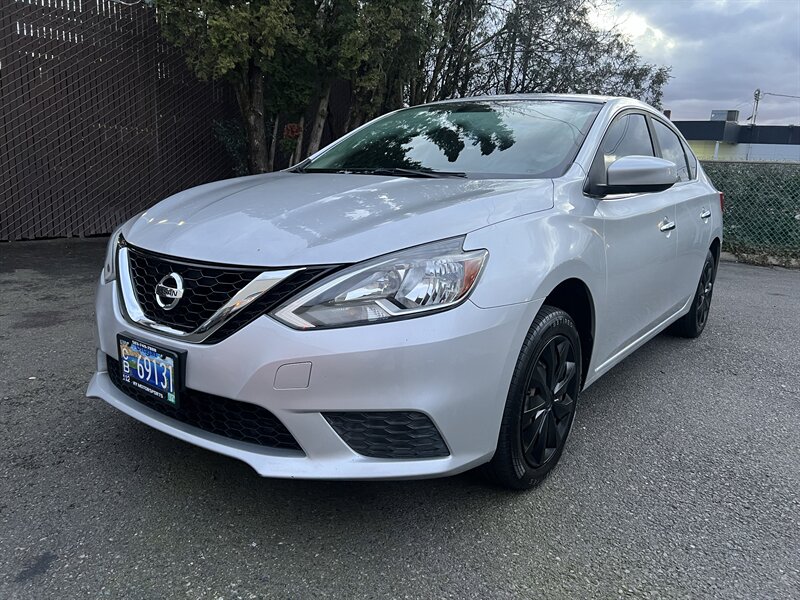 2017 Nissan Sentra SV   - Photo 1 - Beaverton, OR 97005