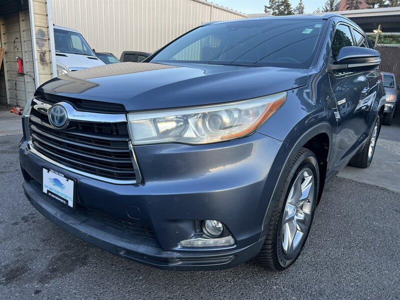 2015 Toyota Highlander Hybrid Limited Platinum AWD   - Photo 1 - Beaverton, OR 97005