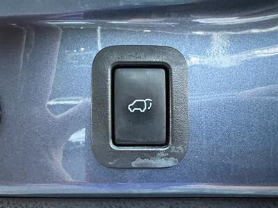 2015 Toyota Highlander Hybrid Limited Platinum AWD - Photo 12 - Beaverton, OR 97005