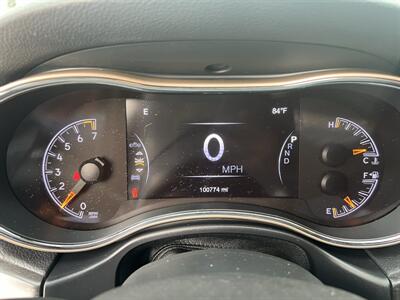 2016 Jeep Grand Cherokee Limited 4X4   - Photo 17 - Beaverton, OR 97005