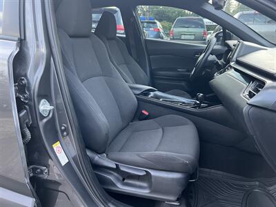 2018 Toyota C-HR XLE   - Photo 13 - Beaverton, OR 97005
