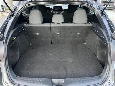 2018 Toyota C-HR XLE   - Photo 11 - Beaverton, OR 97005
