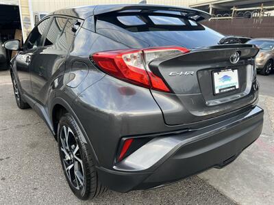 2018 Toyota C-HR XLE   - Photo 3 - Beaverton, OR 97005