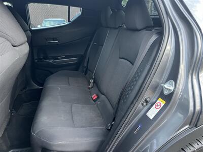 2018 Toyota C-HR XLE   - Photo 10 - Beaverton, OR 97005