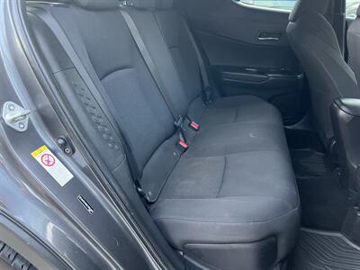 2018 Toyota C-HR XLE   - Photo 12 - Beaverton, OR 97005