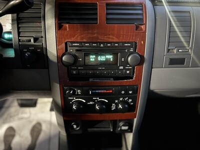 2004 Dodge Durango SLT HEMI 4X4 - Photo 17 - Beaverton, OR 97005