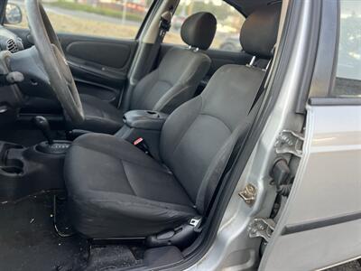 2004 Dodge Neon SE - Photo 9 - Beaverton, OR 97005