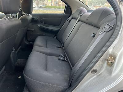 2004 Dodge Neon SE - Photo 10 - Beaverton, OR 97005
