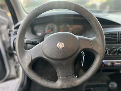 2004 Dodge Neon SE - Photo 14 - Beaverton, OR 97005