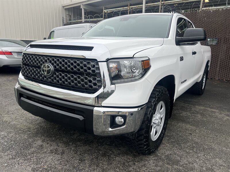 2021 Toyota Tundra SR5 4X4  