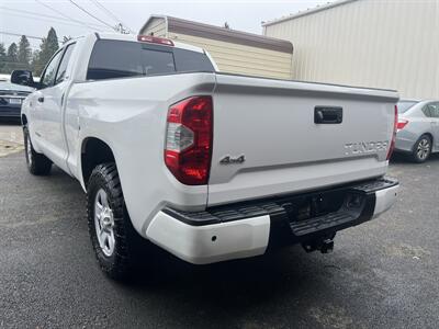 2021 Toyota Tundra SR5 4X4   - Photo 3 - Beaverton, OR 97005