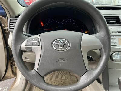 2010 Toyota Camry LE   - Photo 16 - Beaverton, OR 97005