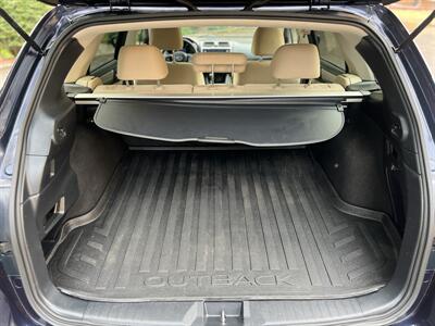 2018 Subaru Outback 2.5i Premium - Photo 11 - Beaverton, OR 97005