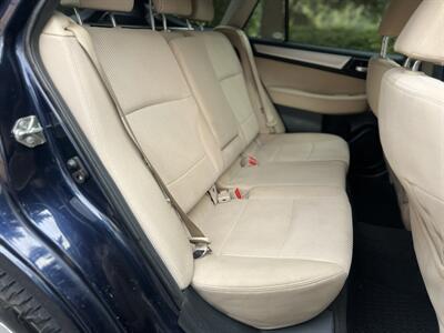 2018 Subaru Outback 2.5i Premium - Photo 12 - Beaverton, OR 97005