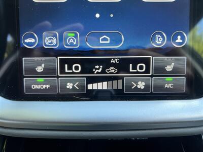 2025 Subaru Outback Premium - Photo 14 - Beaverton, OR 97005