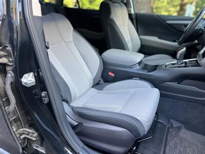 2025 Subaru Outback Premium - Photo 11 - Beaverton, OR 97005
