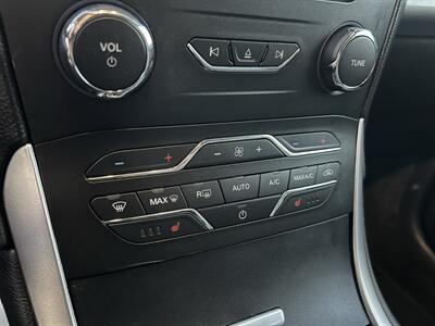 2018 Ford Edge SEL AWD - Photo 17 - Beaverton, OR 97005