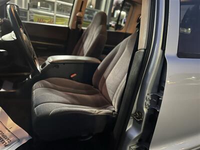 2004 Dodge Dakota Sport 4X4 V8 - Photo 9 - Beaverton, OR 97005
