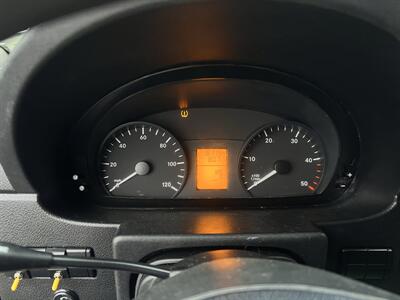 2013 Freightliner Sprinter 2500   - Photo 16 - Beaverton, OR 97005