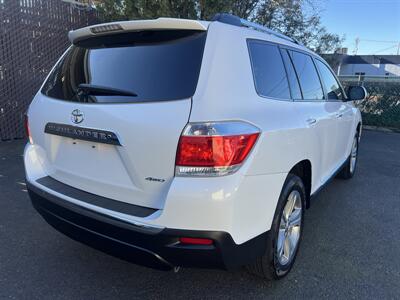2013 Toyota Highlander Limited AWD   - Photo 5 - Beaverton, OR 97005