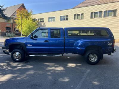 2004 Chevrolet Silverado 3500 LT 4dr Extended Cab 4X4 - Photo 2 - Beaverton, OR 97005