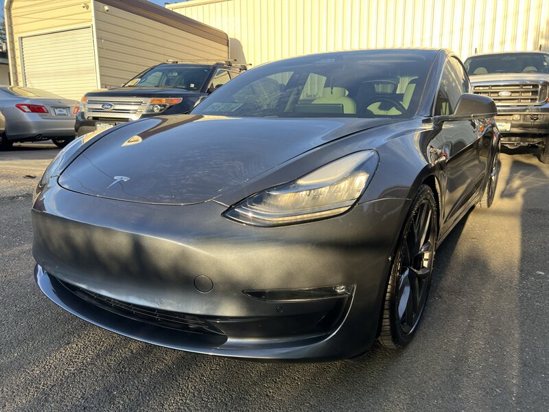 2018 Tesla Model 3 Long Range AWD   - Photo 1 - Beaverton, OR 97005