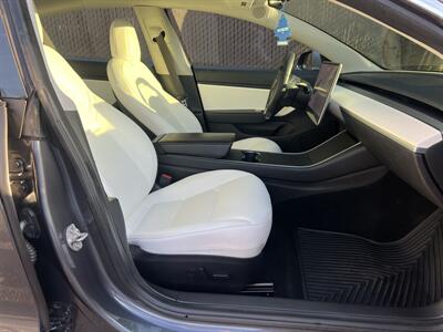 2018 Tesla Model 3 Long Range AWD   - Photo 13 - Beaverton, OR 97005