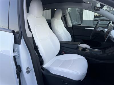 2024 Tesla Model Y Long Range - Photo 13 - Beaverton, OR 97005