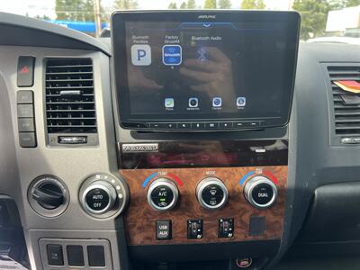 2013 Toyota Tundra Platinum 4X4 5.7 V8 - Photo 16 - Beaverton, OR 97005