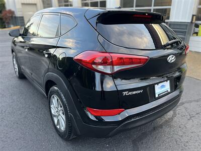 2017 Hyundai Tucson SE - Photo 3 - Beaverton, OR 97005