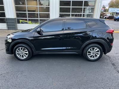 2017 Hyundai Tucson SE - Photo 2 - Beaverton, OR 97005