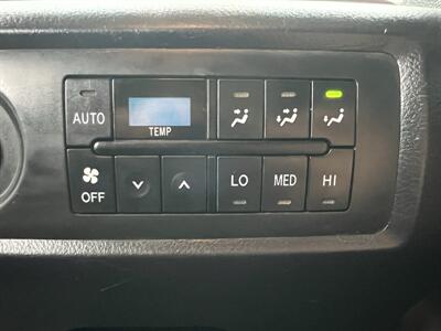 2019 Toyota Sequoia SR5 4X4   - Photo 19 - Beaverton, OR 97005