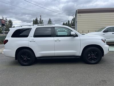 2019 Toyota Sequoia SR5 4X4   - Photo 6 - Beaverton, OR 97005