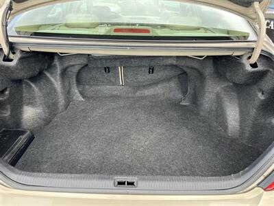 2004 Toyota Camry LE   - Photo 11 - Beaverton, OR 97005