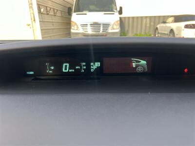 2014 Toyota Prius Four   - Photo 16 - Beaverton, OR 97005