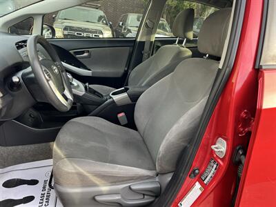 2014 Toyota Prius Four   - Photo 10 - Beaverton, OR 97005