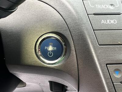 2014 Toyota Prius Four   - Photo 17 - Beaverton, OR 97005