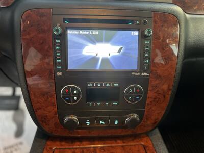 2013 Chevrolet Tahoe LTZ 4X4 - Photo 16 - Beaverton, OR 97005