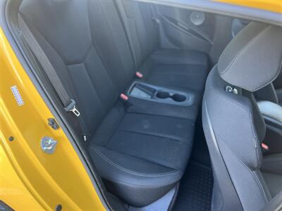2017 Hyundai Veloster - Photo 11 - Beaverton, OR 97005