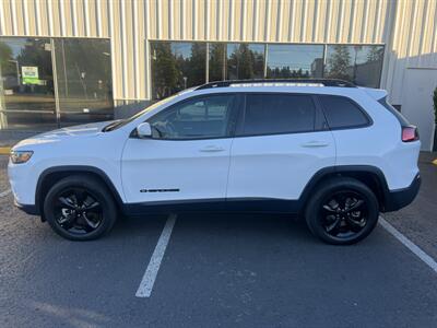 2020 Jeep Cherokee Latitude Plus 4X4 - Photo 2 - Beaverton, OR 97005