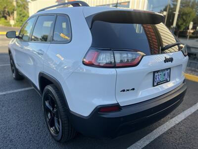 2020 Jeep Cherokee Latitude Plus 4X4 - Photo 3 - Beaverton, OR 97005