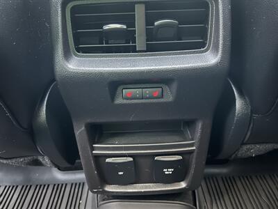 2017 Ford Edge Titanium AWD   - Photo 24 - Beaverton, OR 97005