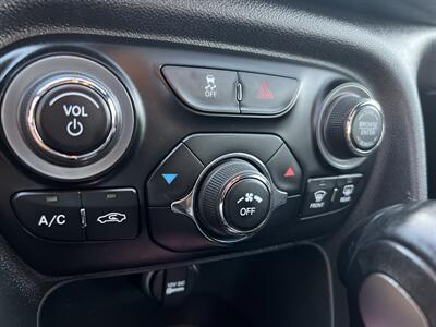 2014 Dodge Dart SXT - Photo 17 - Beaverton, OR 97005
