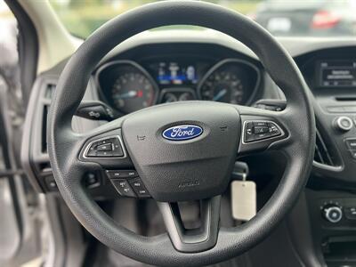 2016 Ford Focus SE - Photo 18 - Beaverton, OR 97005
